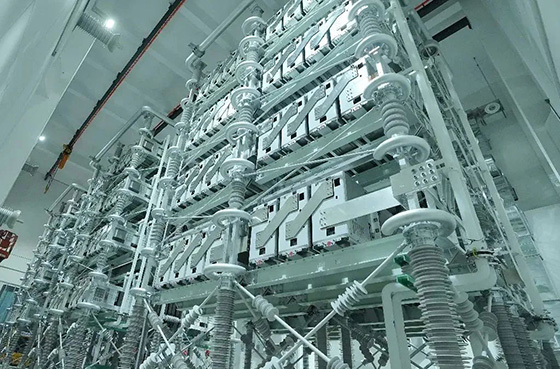 全国首套电网侧构网型SVG投入运行